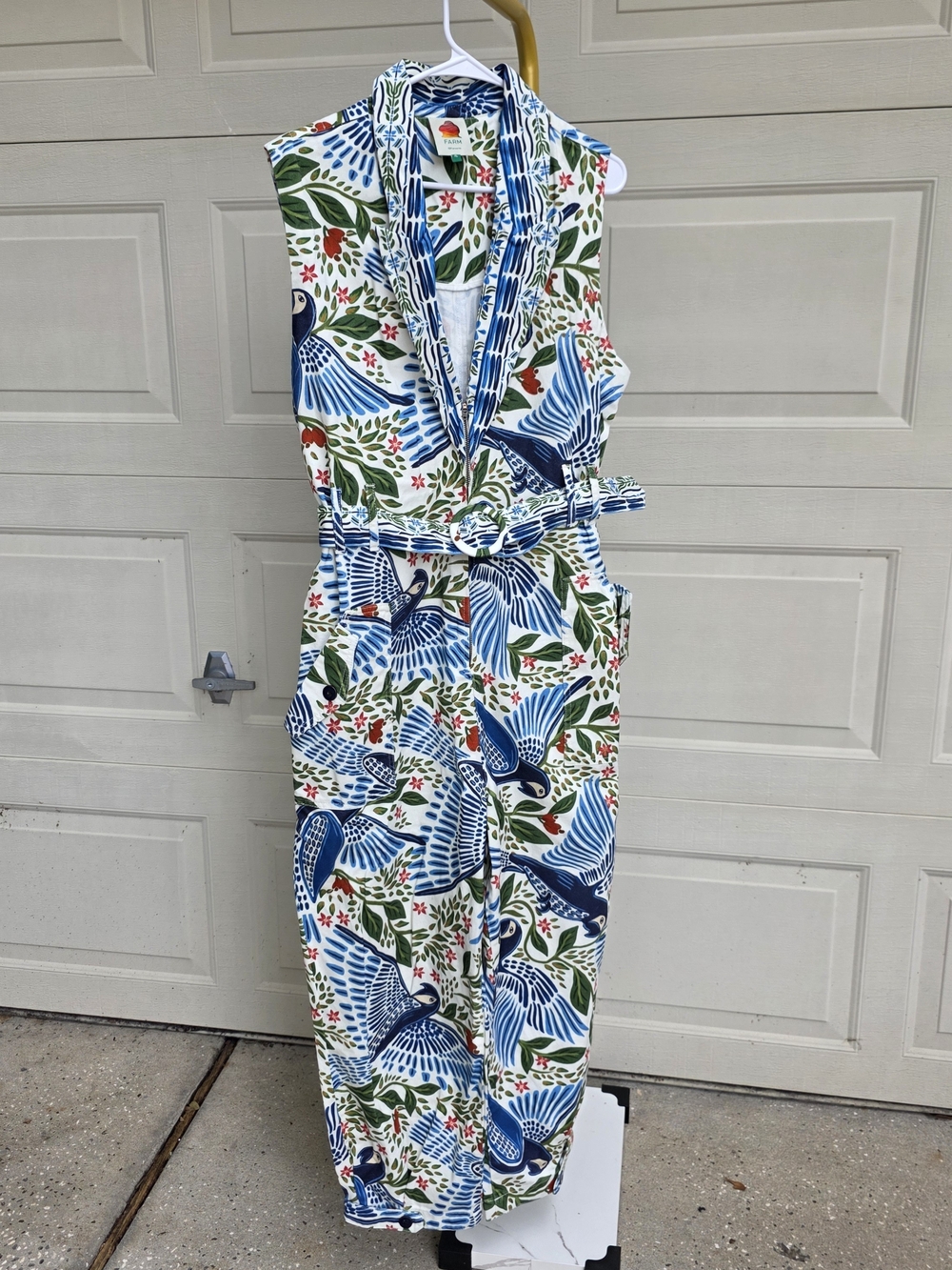 Farm Rio Macaw Flight jumpsuit with blue and green tropical birds - Picture 3 of 12